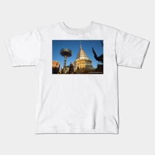 Pagoda in Chiang Mai Thailand. Kids T-Shirt